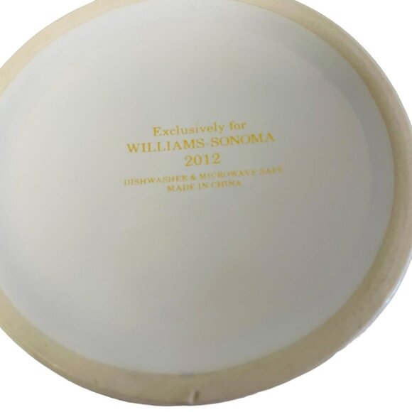 Williams-Sonoma 2012 Monogrammed "T" Mug White Ceramic With Gold Trim - Picture 6 of 6